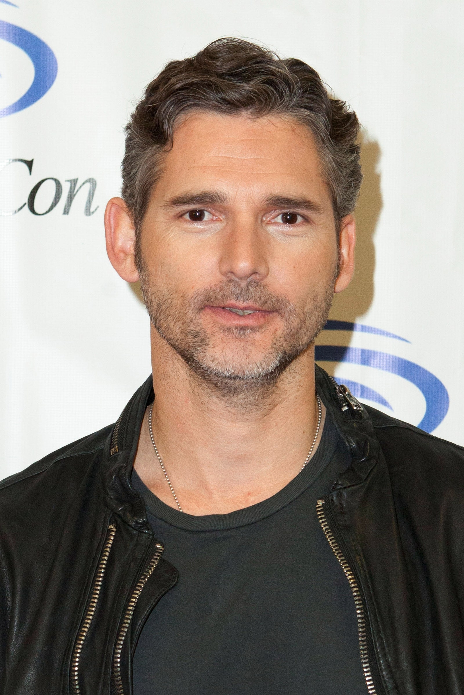 name change eric bana