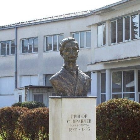 Успех на учениците од „Григор Прличев“ на општинскиот натпревар по хемија