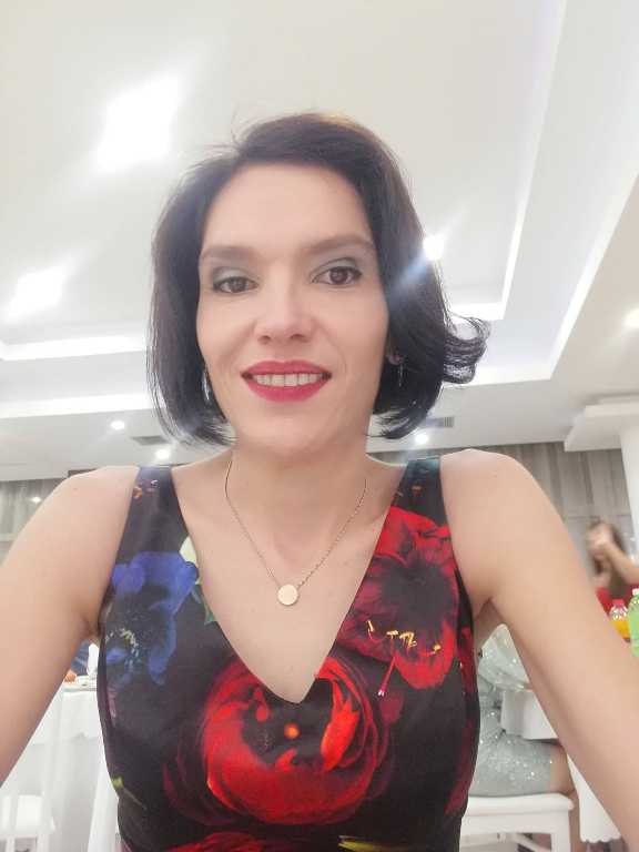 Денес им е роденден: Катерина Верушескa