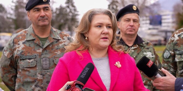 Министерката за одбрана Петровска најави брза реконструкцијата на Сидриштето во Охрид
