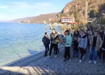 Фото на неделата: Бадникова поворка во Трпејца