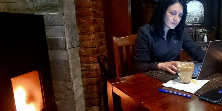 СБС на македонски: Романот „Повторно роден“ од Марина Шикова – Димовска е вистинска животна приказна со локација во Мелбурн