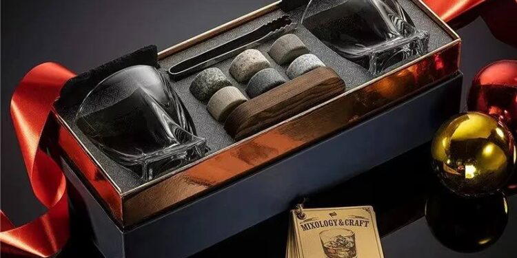 Совршенство во секоја голтка со Whiskey Royale Collection
